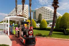 MIRACLE RESORT Mini Club